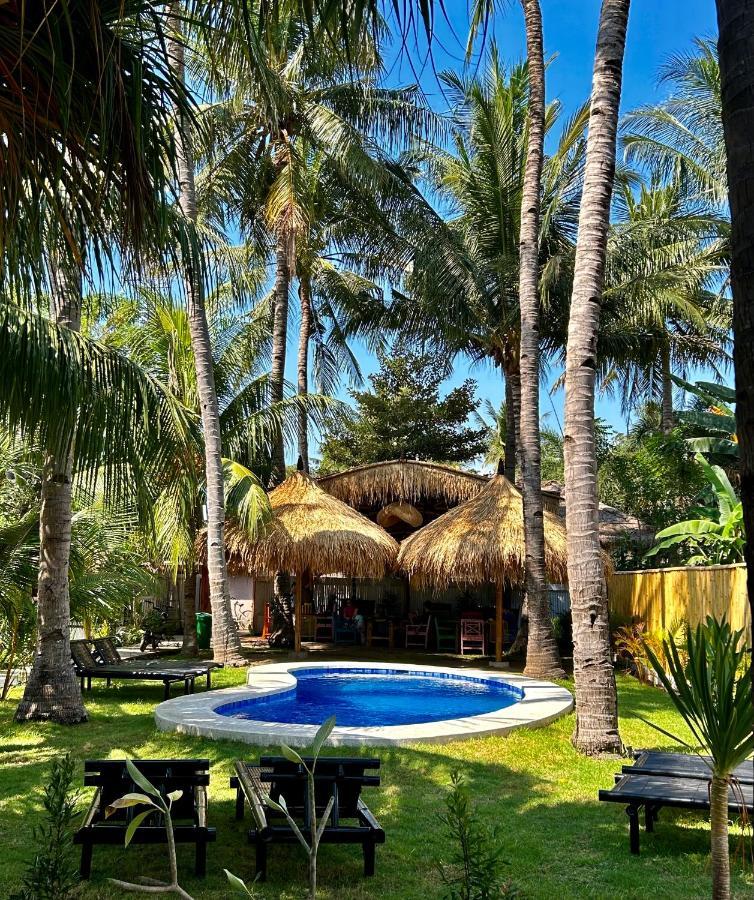 Готель Gili Land Гілі-Аїр Екстер'єр фото