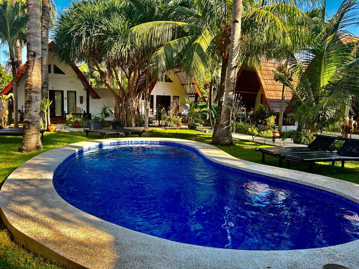 Готель Gili Land Гілі-Аїр Екстер'єр фото